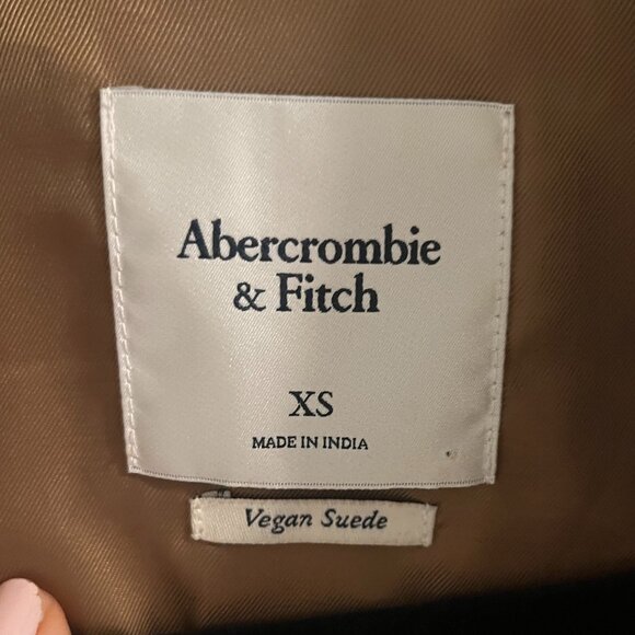 Abercrombie Vegan Suede Button-Through Jacket, TOASTED TAUPE | XS - Picture 4 of 10